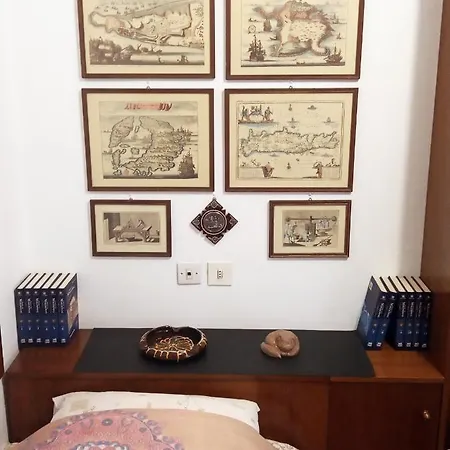 Beautiful -up To 4 Guests- Close To City Centre! Апартаменты Салоники