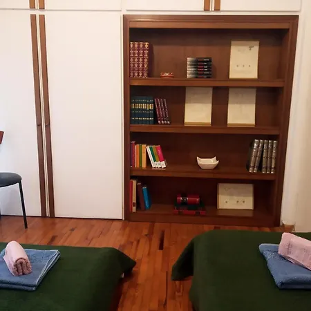 Beautiful -up To 4 Guests- Close To City Centre! * テッサロニキ