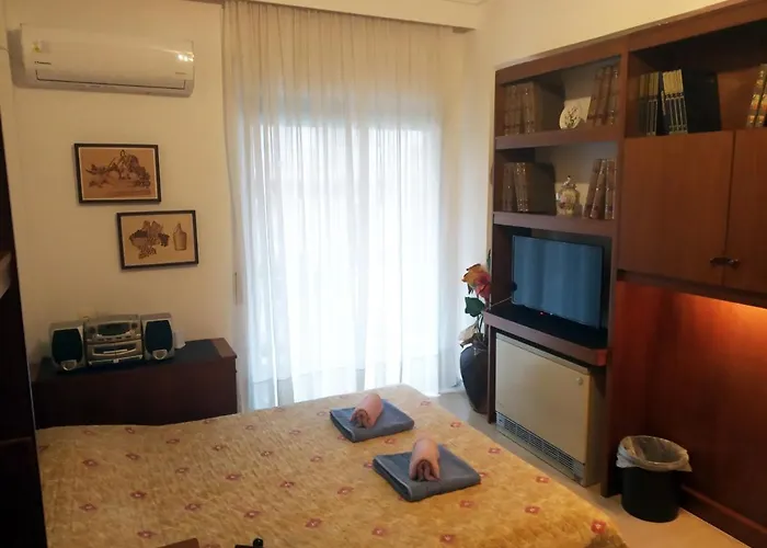 Beautiful -up To 4 Guests- Close To City Centre! アパート