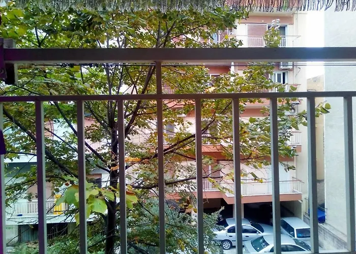 Beautiful -up To 4 Guests- Close To City Centre! *